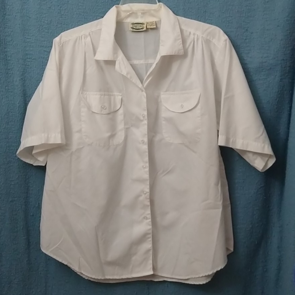 White blouse by Separate Issue, size 24W